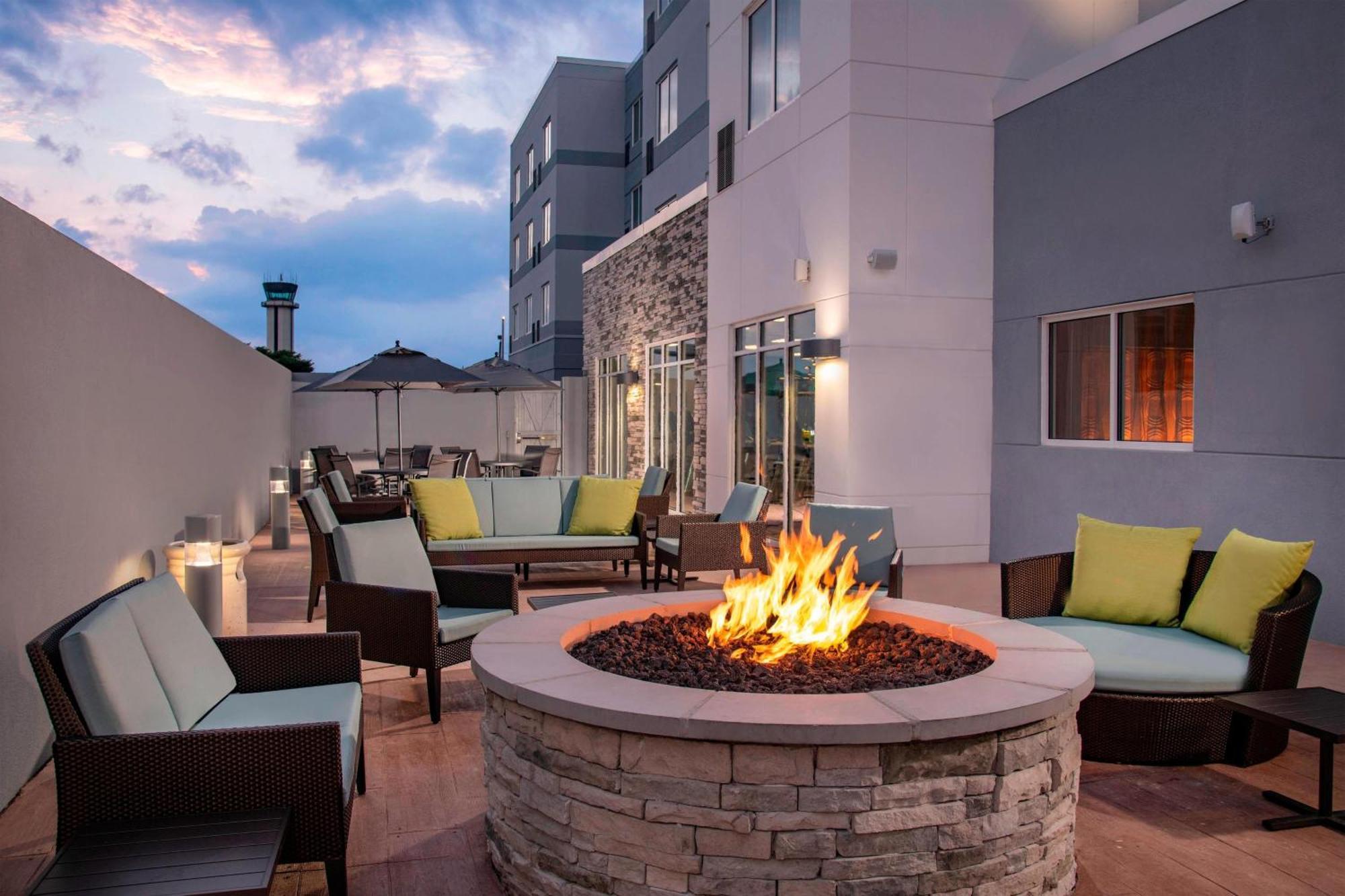 Fairfield Inn & Suites By Marriott Harrisburg International Airport Middletown  Zewnętrze zdjęcie